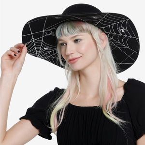 Spider Web Floppy Brim Hat-BNWT Hot Topic